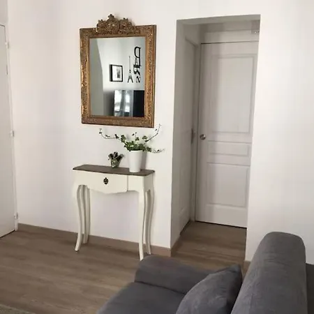 Queen - - Appartement