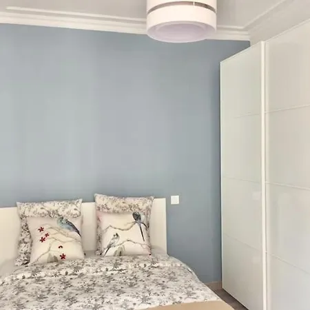 Queen - - * Paříž