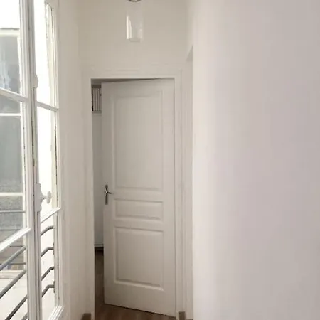 Queen - - Apartmán Paříž